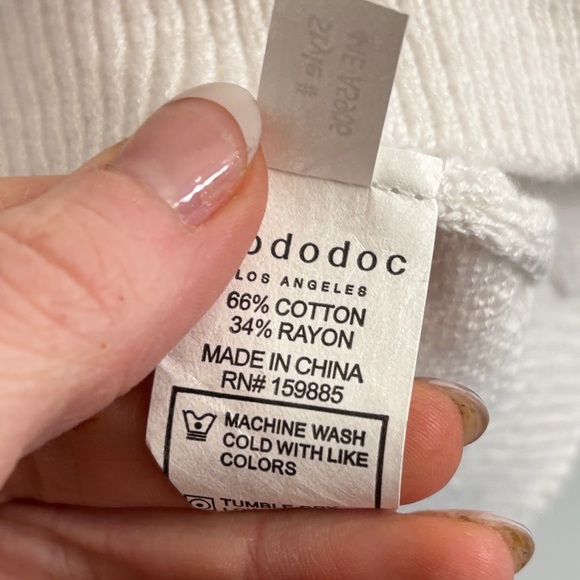 Mododoc White Relaxed Boxy Short Sleeve Tee - Picture 5 of 5